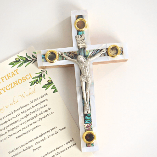 Krzyż z drzewa oliwnego z masą perłową, 12 cm, ścienny