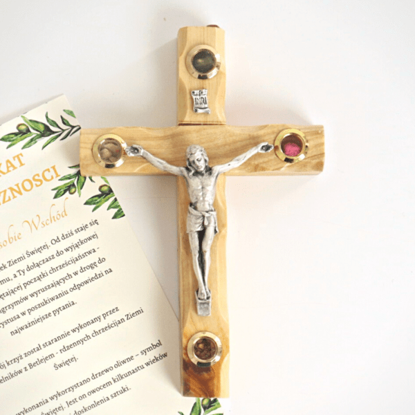 Krzyż z drzewa oliwnego, 12 cm, ścienny