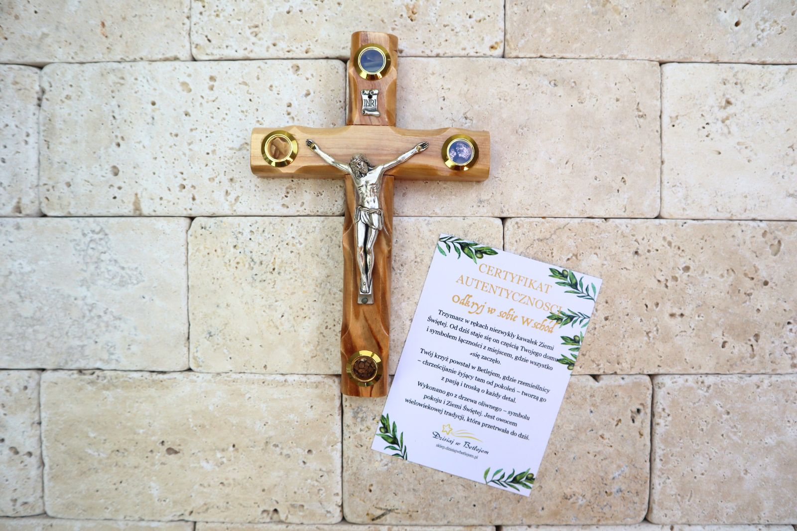 Krzyż z drzewa oliwnego, 16 cm, ścienny - obrazek 2